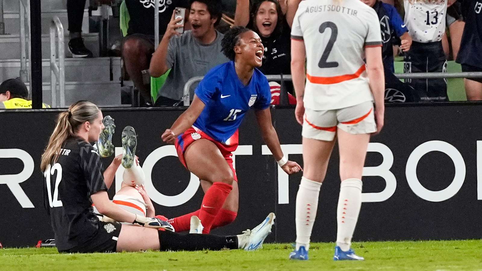 持教練的同 持教練的同