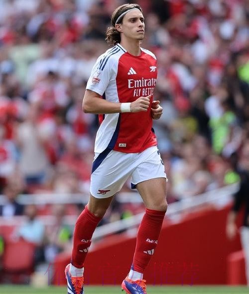 意媒:皇马关注卡拉菲奥里 阿森纳要价超8000万欧